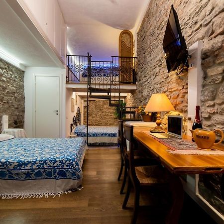Via Mazzini - Francamaria Rooms Vernazza Zewnętrze zdjęcie