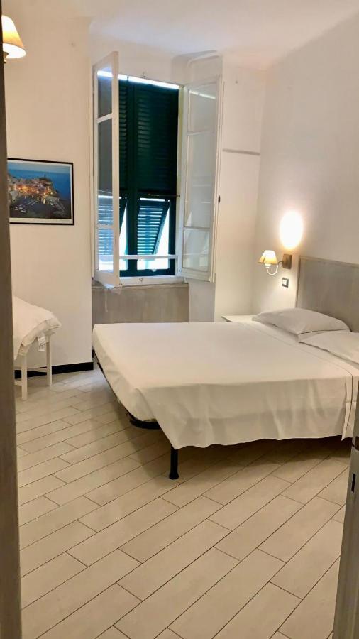 Via Mazzini - Francamaria Rooms Vernazza Zewnętrze zdjęcie