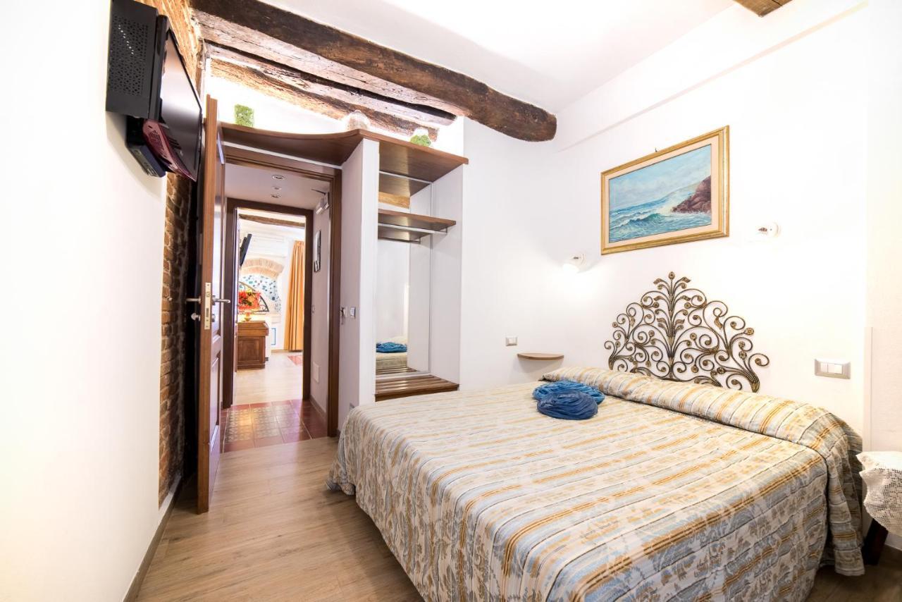 Via Mazzini - Francamaria Rooms Vernazza Zewnętrze zdjęcie