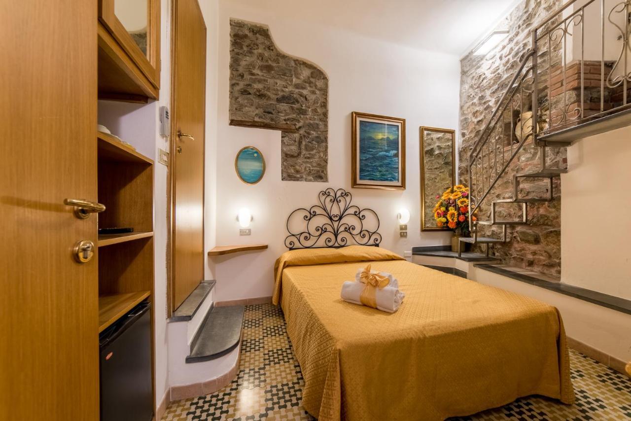 Via Mazzini - Francamaria Rooms Vernazza Zewnętrze zdjęcie